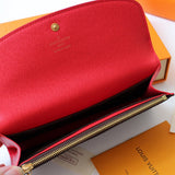 Side profile of polished sleek women's handbag – women's designer-style accessory