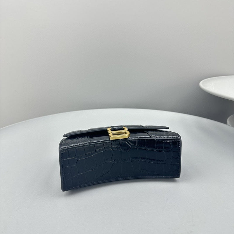 Zivas Charm Signature Style Fashion Handbag (Considered Detail & Form) – Back View