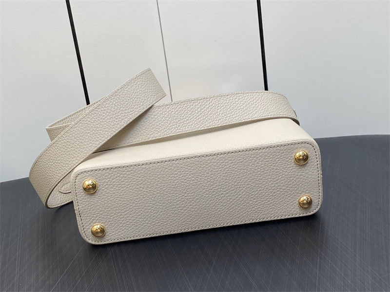  top-handle bag close-up of hardware and finish 23
