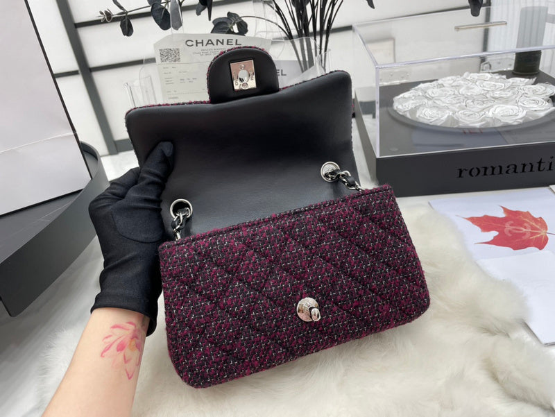Zivas Charm Elevated Essentials Designer Handbag (Signature Shape & Finish) – Interior View