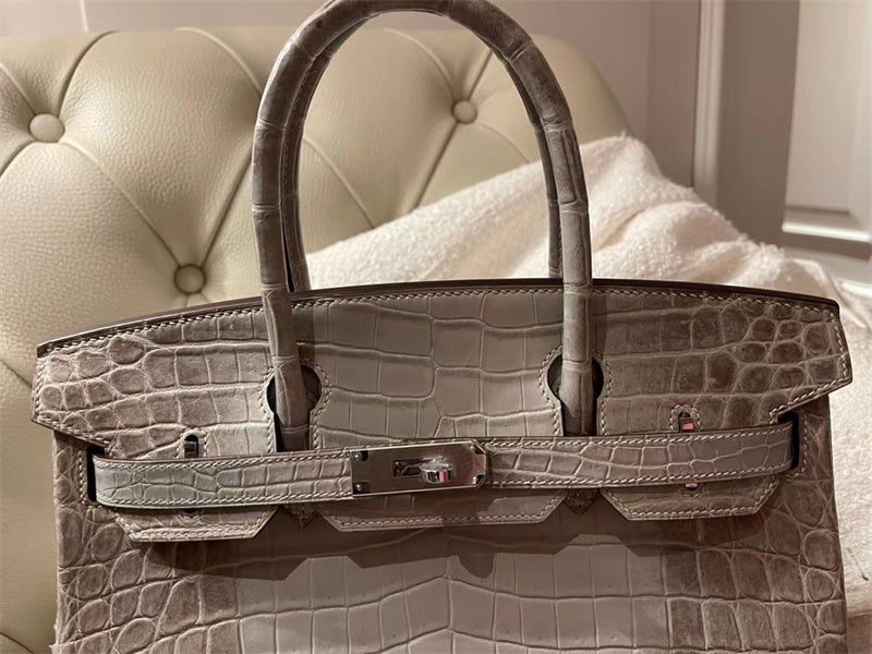  Refined shopper bag front view 7