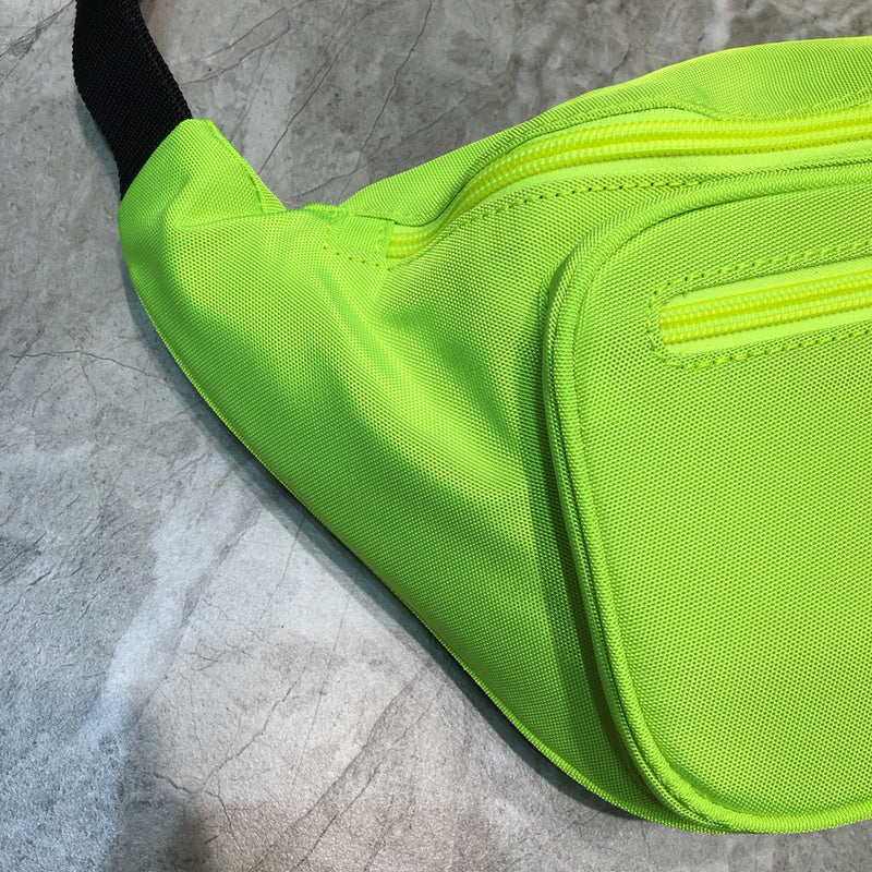 Classic Vegan Leather Handbag - Smooth Faux-Leather Exterior | Women's Everyday Carry Handbag #174 - close-up detail shot (image 3) of designer-inspired handbag