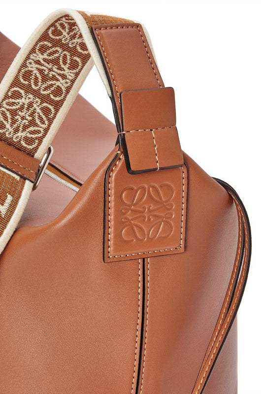 Ziva's Charm handbag – front view (33cm*30cm*16cm)