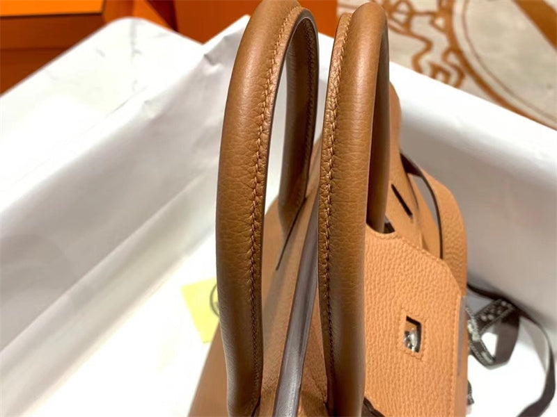 Interior view of structured premium bag