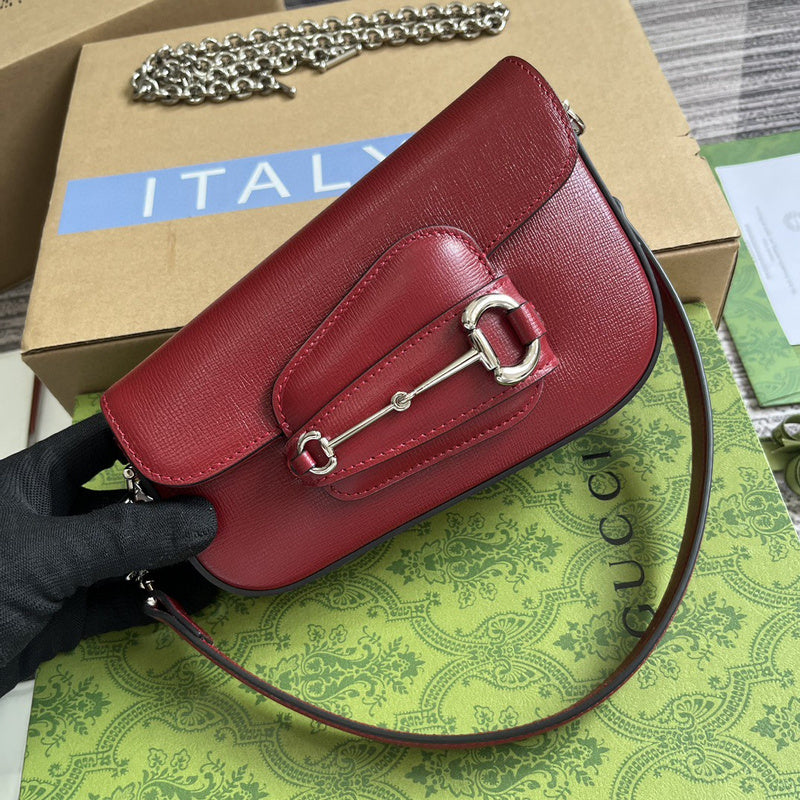 Front view of premium modern women's handbag – women's everyday handbag