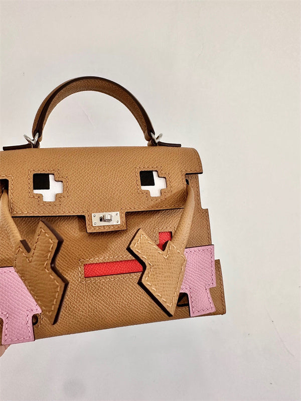  contemporary everyday bag styled with outfit