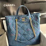 Zivas Charm Effortless Elegance Everyday Handbag (Elevated Daily Companion) – Detail View
