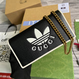Front view of polished refined women's handbag – women's everyday handbag