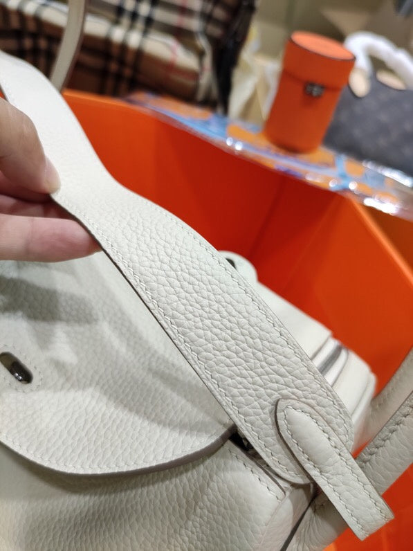  handbag interior and compartment view 9