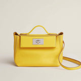 Interior view of tailored premium bag