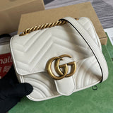 Streamlined bag women's premium everyday handbag