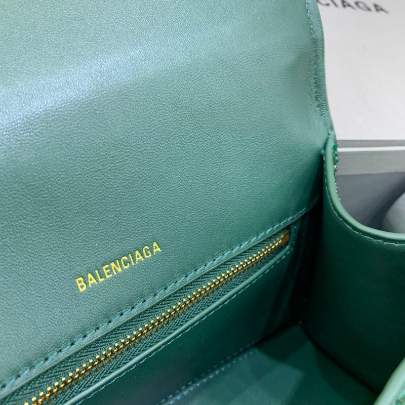 Classic Faux Leather Handbag - Sleek Minimalist Lines | Women's Designer-Inspired Purse #536 - texture close-up (image 9) of designer-inspired handbag
