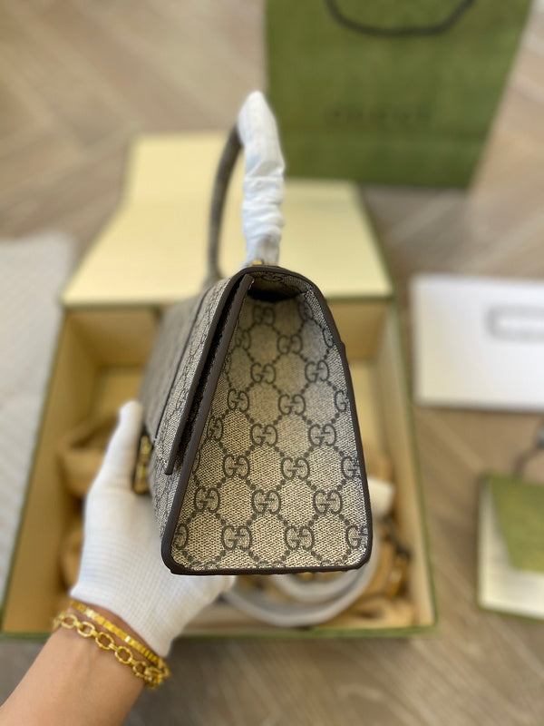 Ziva's Charm handbag – back view (one versatile size)