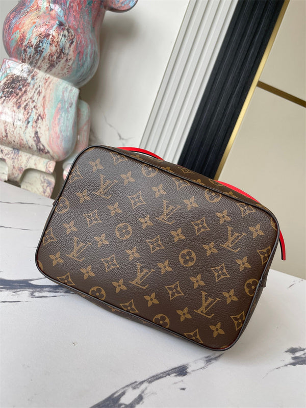  Tailored satchel carried on shoulder 22