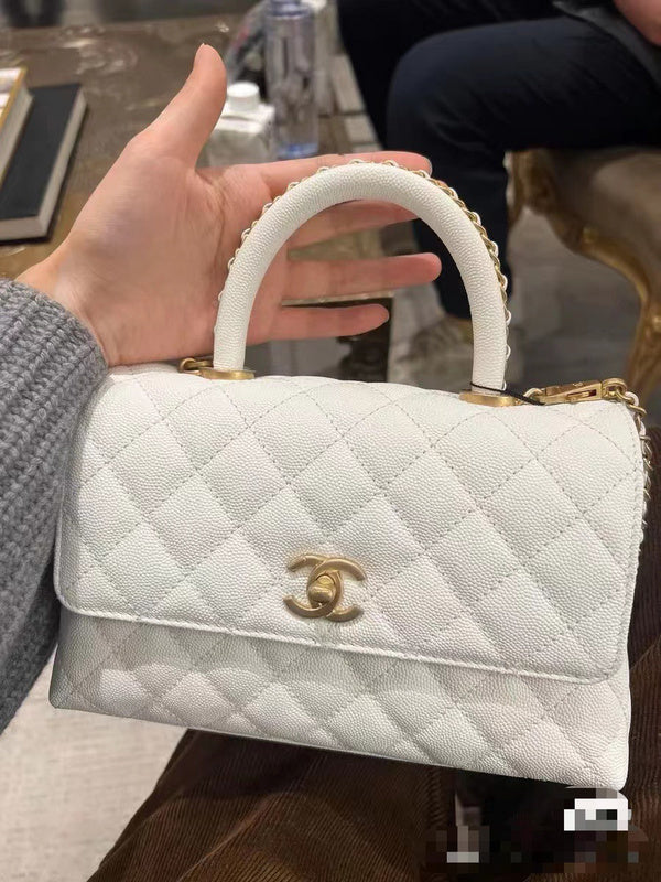  mid purse view 3
