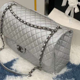 Zivas Charm Timeless Appeal Designer Handbag (Elevated Accessory Essential) – Close-Up Detail