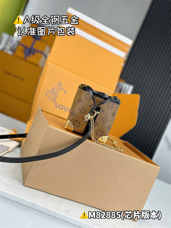  essential satchel styled with outfit 12