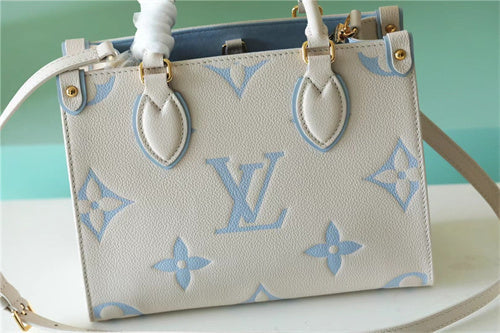  tote bag interior and compartment view