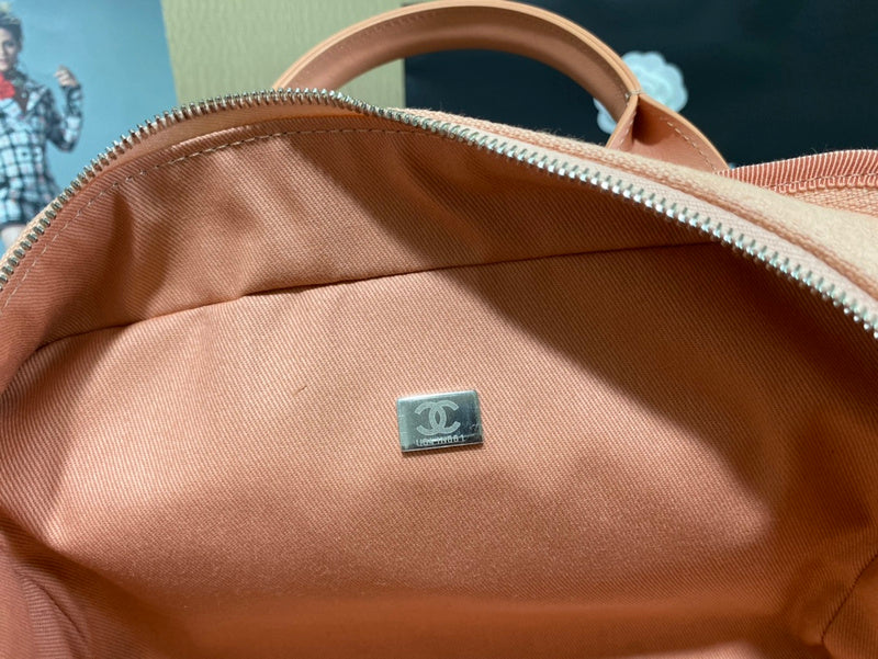  versatile purse view 10