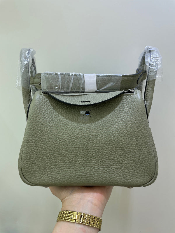 Interior view of tailored premium bag