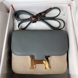  Effortless satchel front view