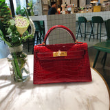  Curated shoulder bag front view 7
