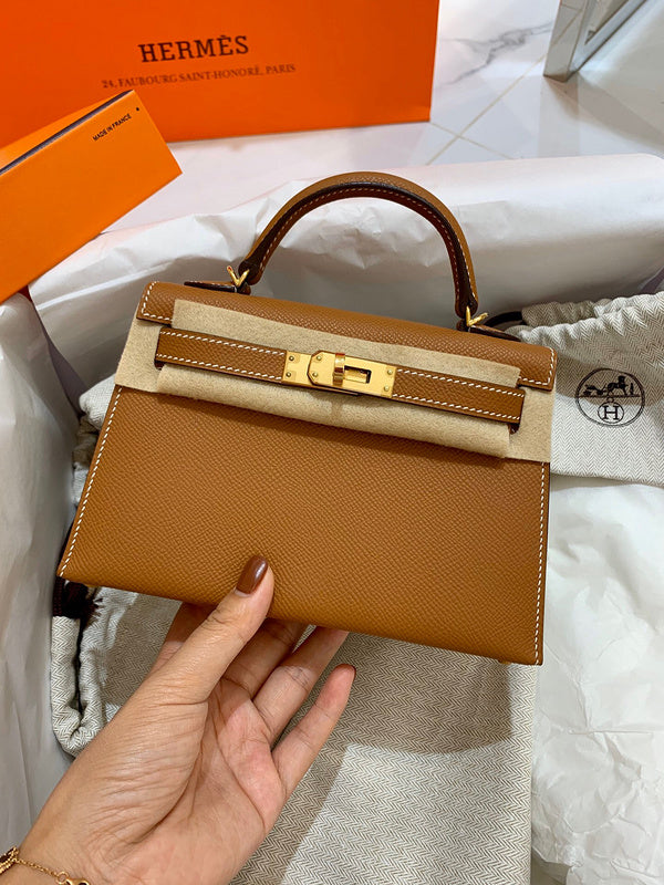 Graceful bag shown from front angle