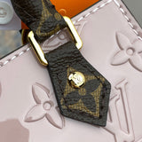 Handle and strap detail of polished chic women's handbag – women's statement bag
