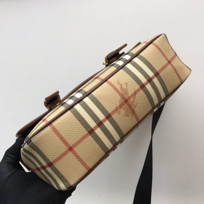 Ziva's Charm handbag – interior view (one versatile size)