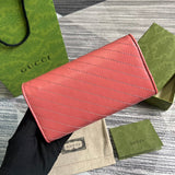 Styled lifestyle shot of refined classic women's handbag – women's premium purse