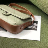  spacious purse view 8