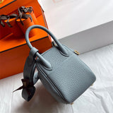  modern everyday bag styled with outfit 18