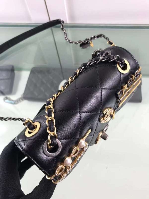 Zivas Charm Everyday Sophistication Designer Handbag (Elevated Accessory Essential) – Interior View
