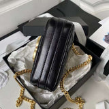 Zivas Charm Signature Style Luxury Handbag (Elevated Accessory Essential) – Styled Look