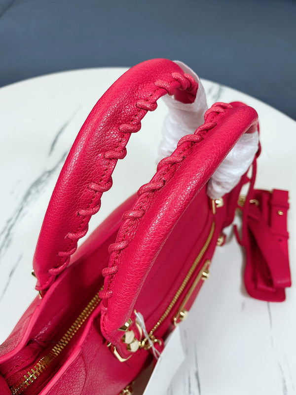 Zivas Charm Understated Luxury Statement Handbag (Premium Everyday Carry) – Lifestyle Shot