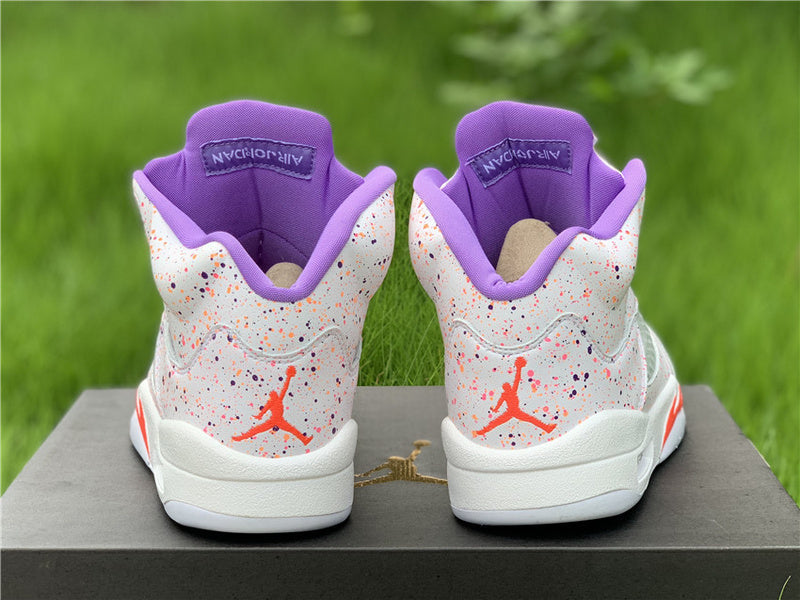 Nike Men's & Women's Designer Lifestyle Shoes — Style 104 back view