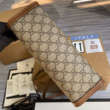 Close-up detail of everyday-luxe refined women's handbag – women's premium purse