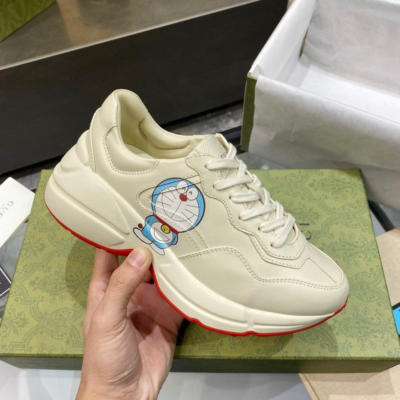 Gucci Casual sneakers in classic monochrome retro runner design front view