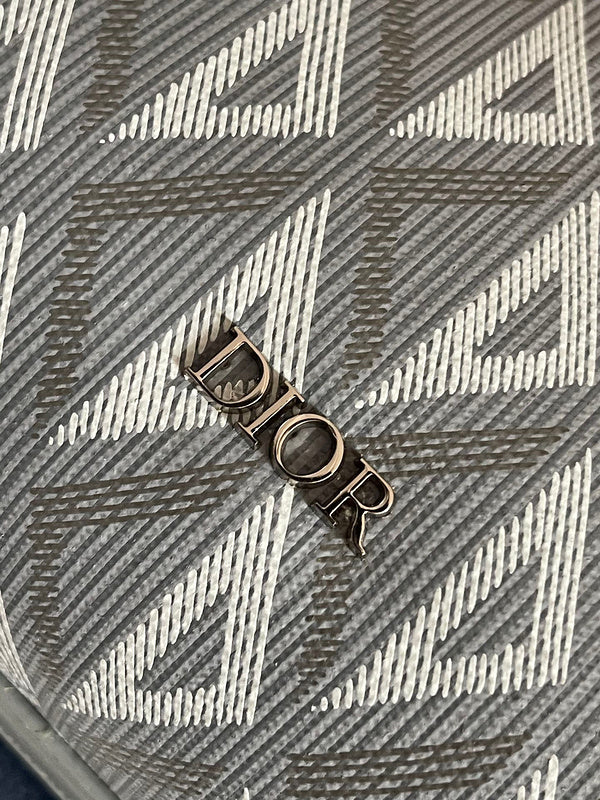 Close-up detail of refined classic women's handbag – women's designer-style accessory