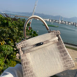 Modern bag women's premium everyday handbag