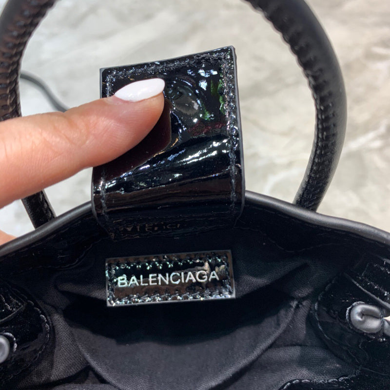 Modern Vegan Leather Handbag - Understated Luxury Look | Women's Premium Handbag #1051 - alternate angle view (image 8) of designer-inspired handbag