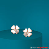 Side view of Van Cleef & Arpels unisex jewelry piece