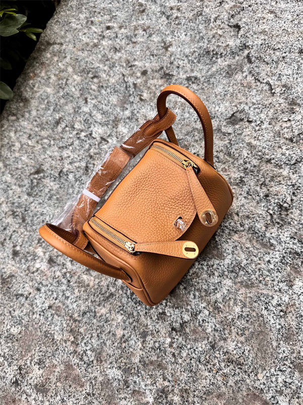 Chic bag women's premium everyday handbag