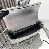 Ziva's Charm handbag – product shot (26cm*15cm*5cm)