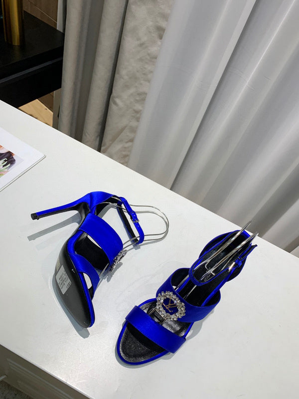 Louis Vuitton designer shoes full view