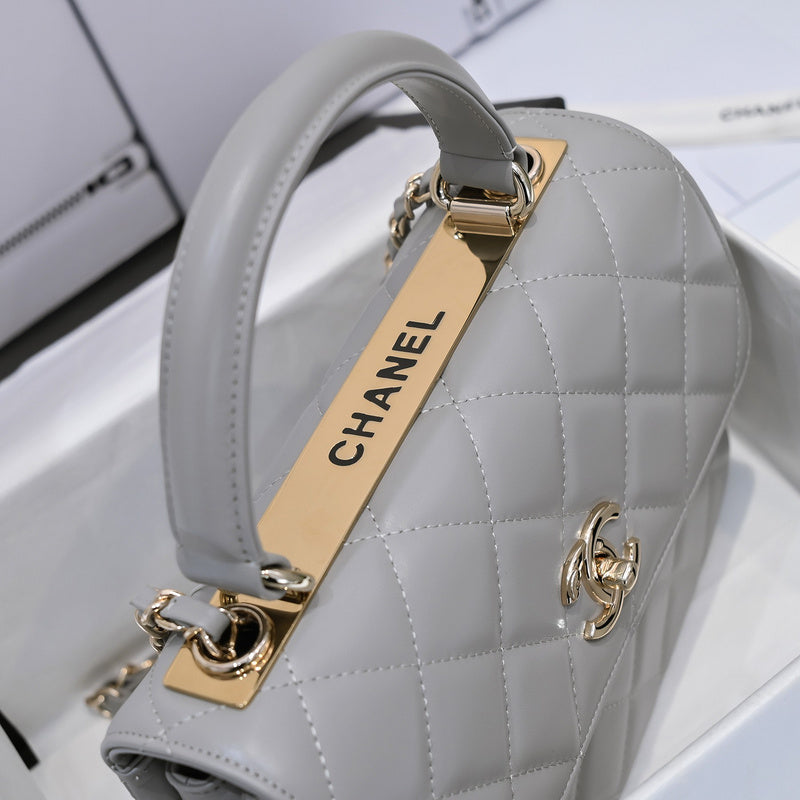  mid purse view 6