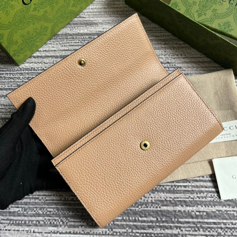 Interior view of polished signature women's handbag – women's designer-style accessory