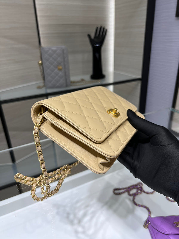 Zivas Charm Understated Luxury Designer Handbag (Everyday Luxury Essential) – Angled View