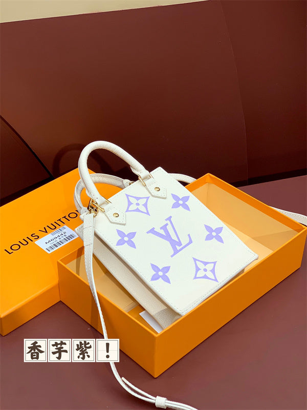  essential top-handle bag detail view showing craftsmanship 20