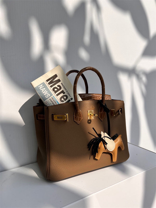  Essential satchel front view 13